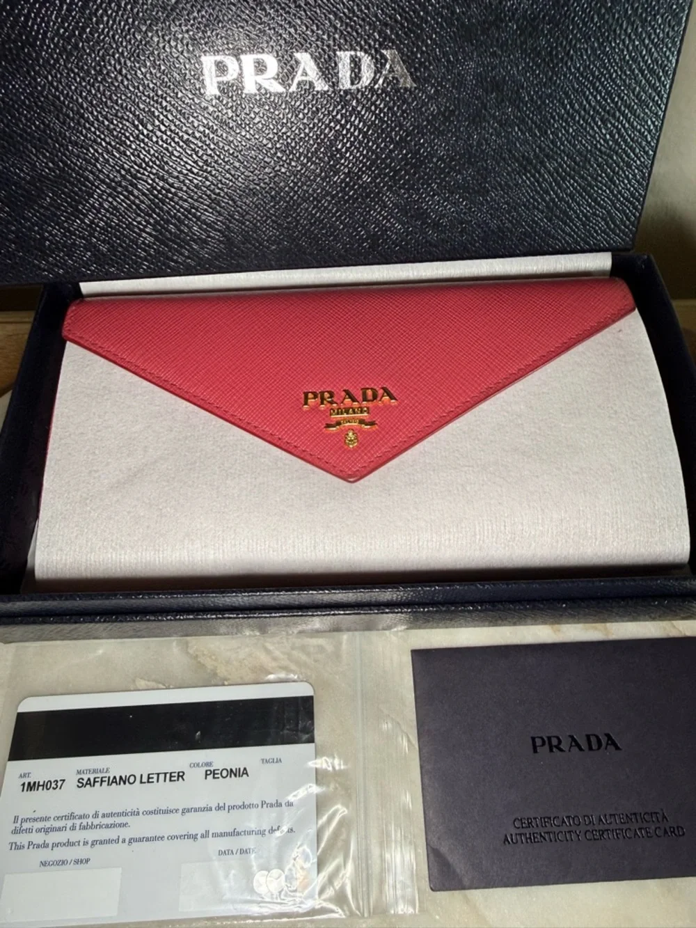 PRADA Envelope Style Long Wallet 🌸 - Picture 5 of 6